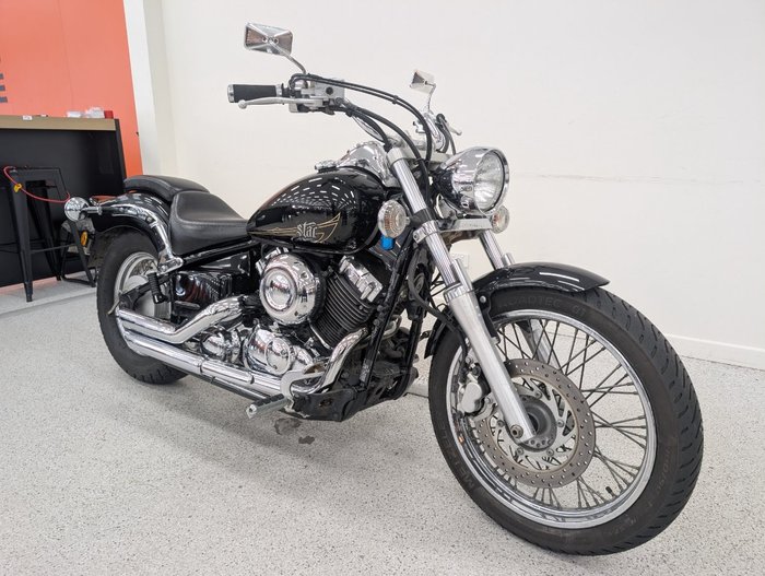 2013 YAMAHA XVS650 V-STAR CUSTOM Black