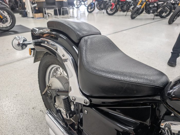 2013 YAMAHA XVS650 V-STAR CUSTOM Black