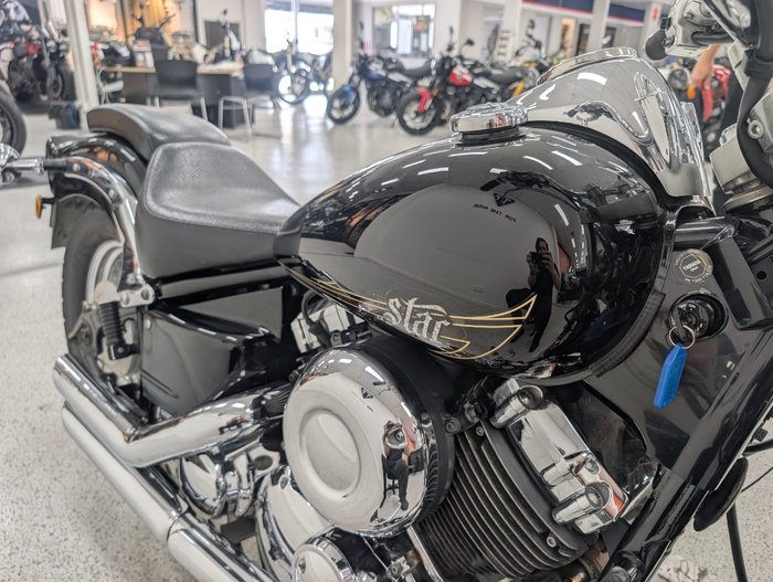 2013 YAMAHA XVS650 V-STAR CUSTOM Black