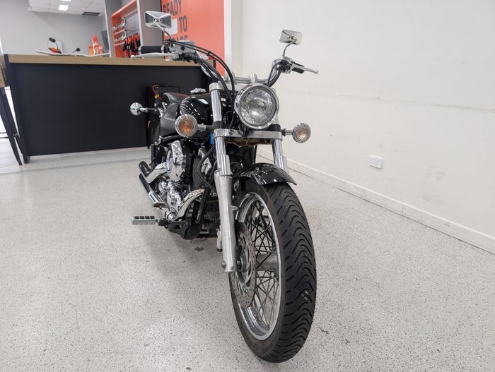 2013 YAMAHA XVS650 V-STAR CUSTOM Black