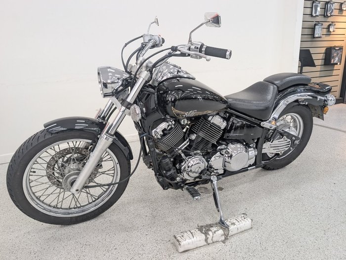 2013 YAMAHA XVS650 V-STAR CUSTOM Black