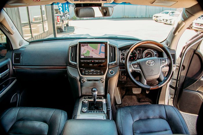 2020 Toyota Landcruiser Sahara