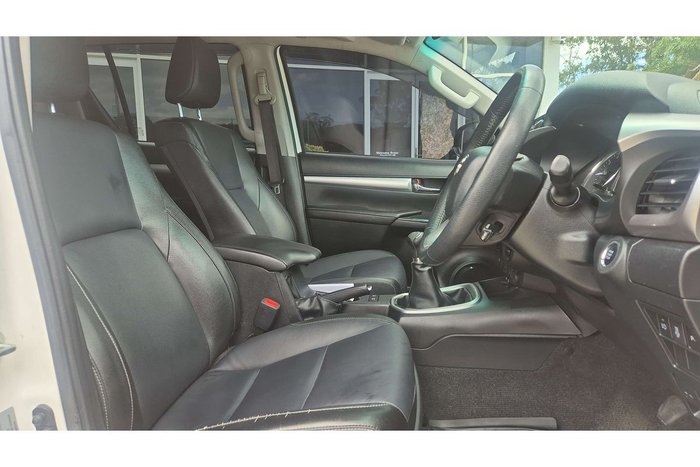 2021 Toyota Hilux SR5