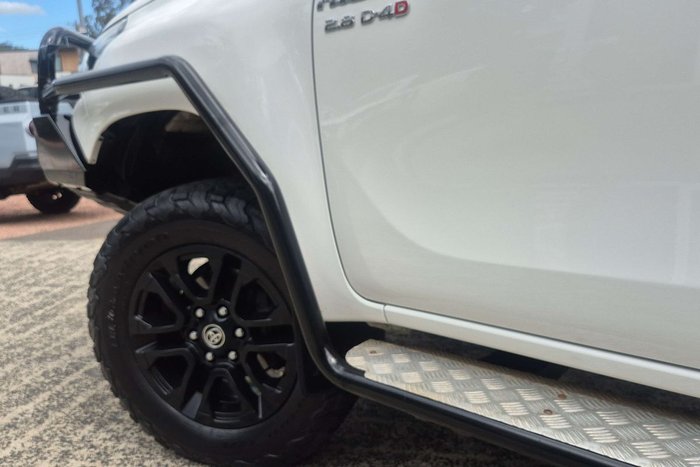 2021 Toyota Hilux SR5