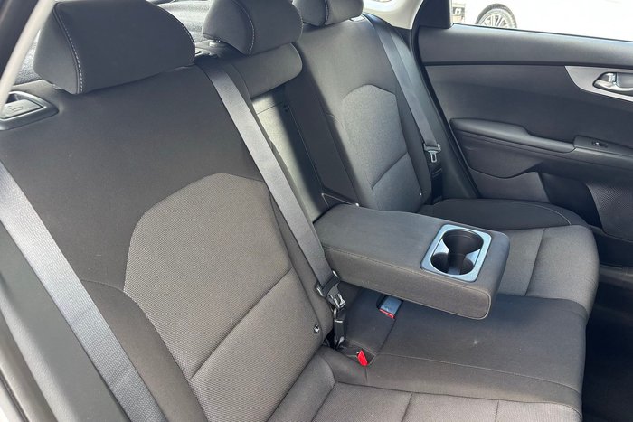 2024 Kia Cerato S
