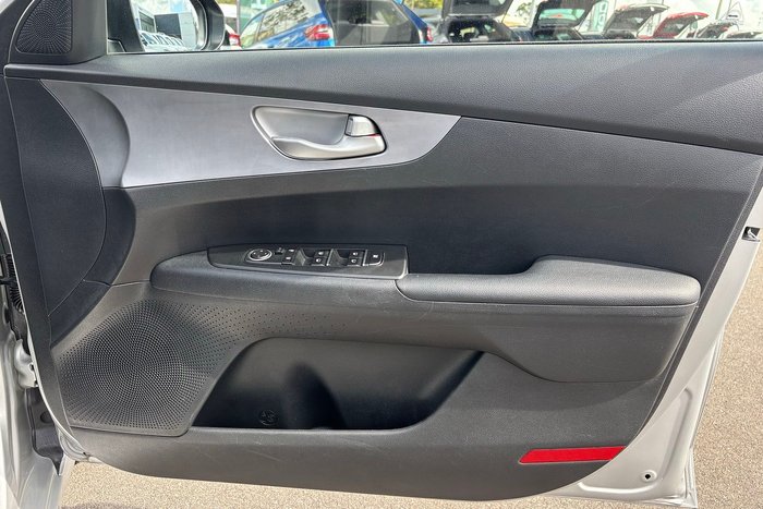 2024 Kia Cerato S