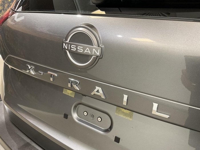 2024 Nissan X-TRAIL ST-L