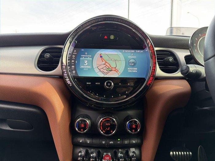 2022 MINI Hatch John Cooper Works MINI Yours