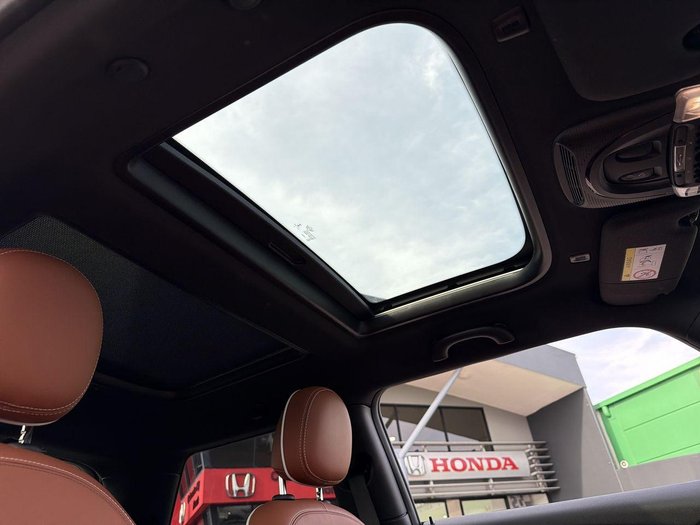 2022 MINI Hatch John Cooper Works MINI Yours