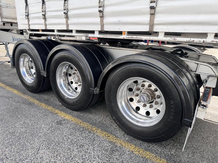 2016 Vawdrey 36 Pallet Roll Back A, Drop Deck Tag