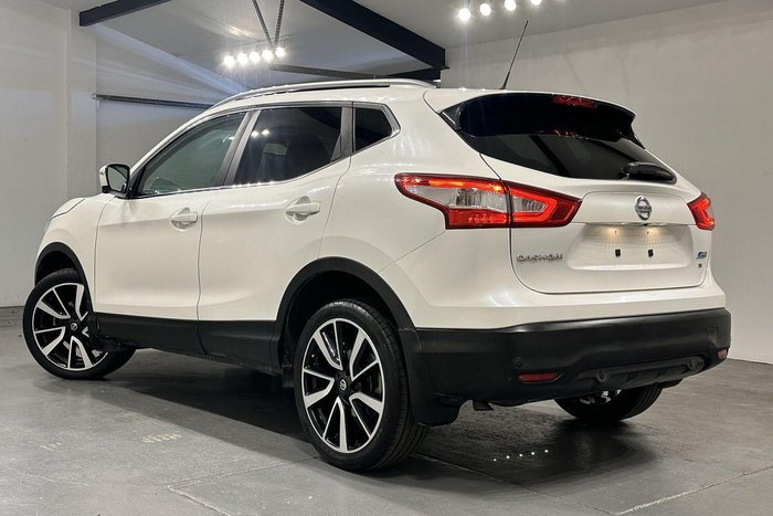 2015 Nissan QASHQAI Ti