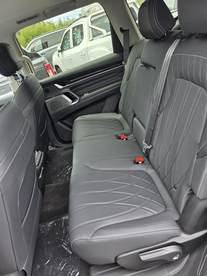 2025 LDV D90 Executive