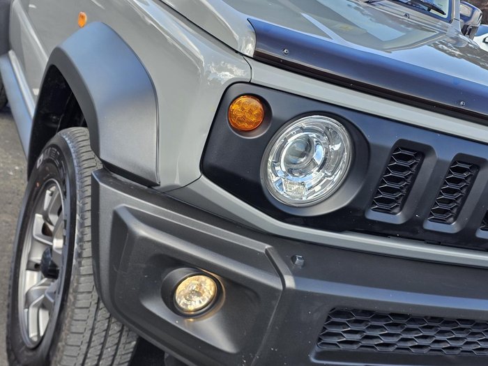 2022 Suzuki Jimny 