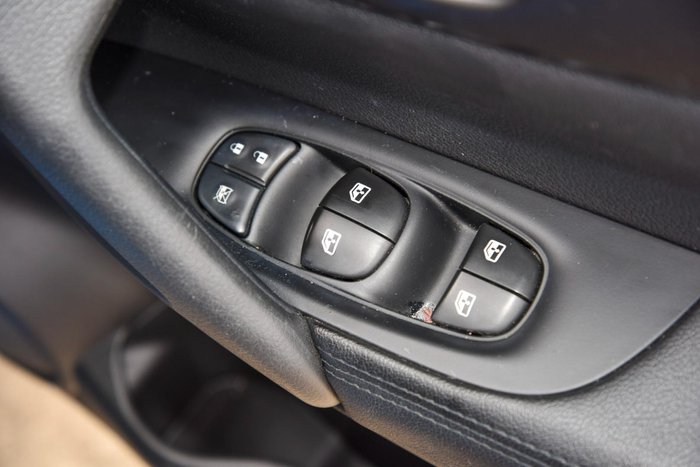 2018 Nissan QASHQAI ST