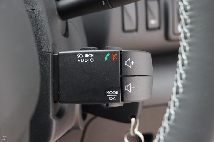 2021 Renault Trafic Premium 125kW