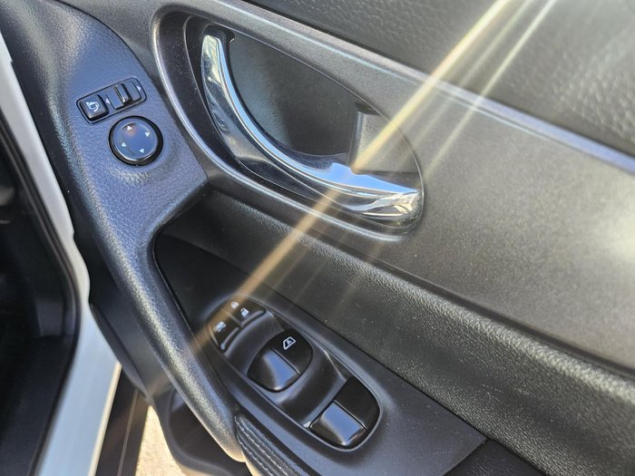 2016 Nissan X-TRAIL ST