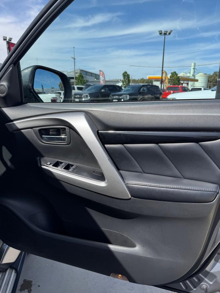 2016 Mitsubishi Pajero Sport GLS QE MY16 4X4 Dual Range Titanium