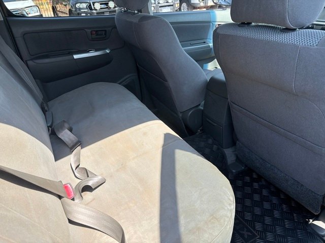 2011 Toyota Hilux HILUX 4x4 3.0L T/D D/C M/T SR5 1R61250 001