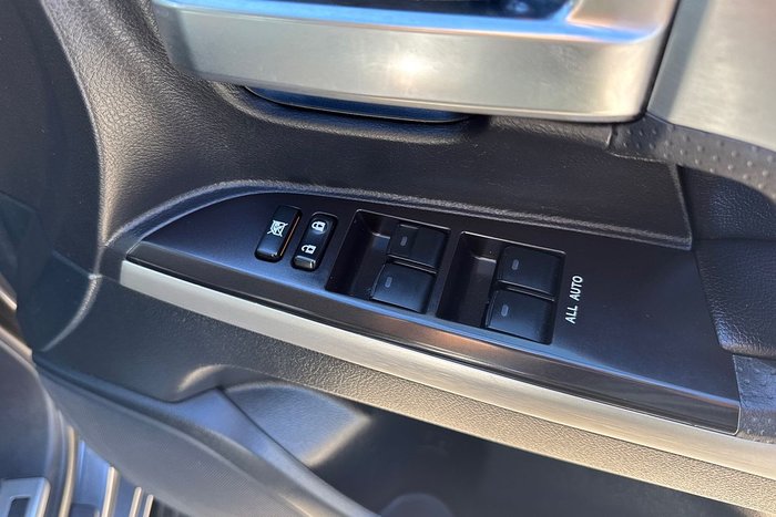 2019 Toyota Landcruiser VX