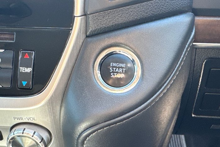 2019 Toyota Landcruiser VX