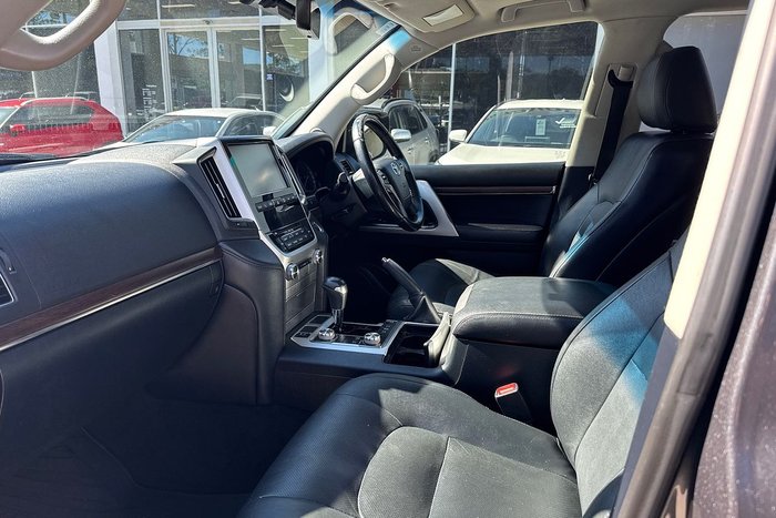 2019 Toyota Landcruiser VX