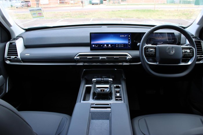 2025 MG MGU9 Explore