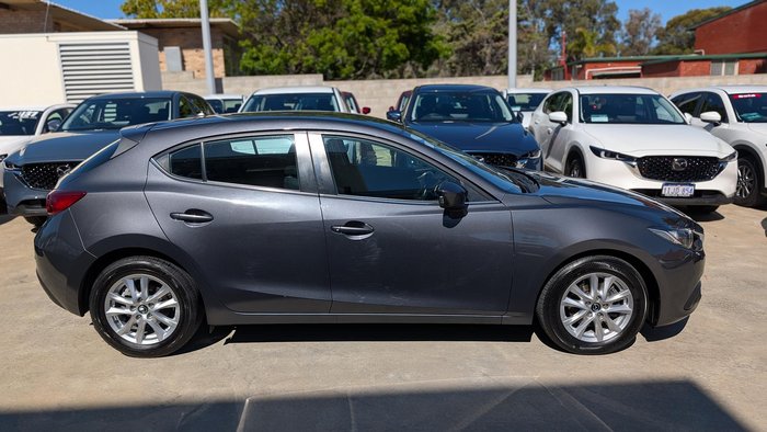 2016 Mazda 3 Maxx