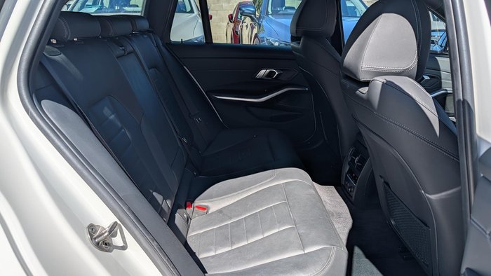 2020 BMW 3 Series 330i M Sport