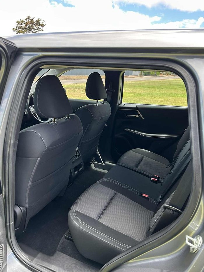 2022 Mitsubishi Outlander ES