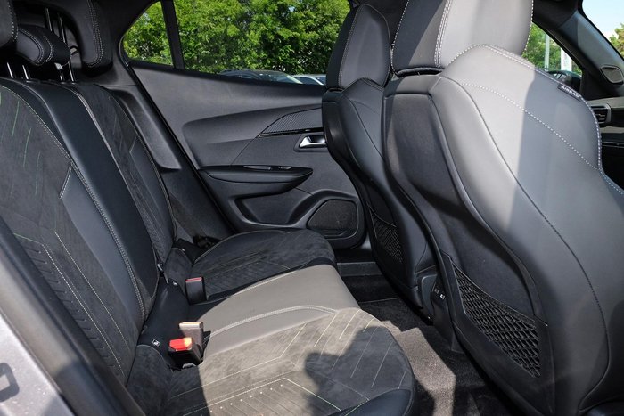 2024 Peugeot 2008 GT