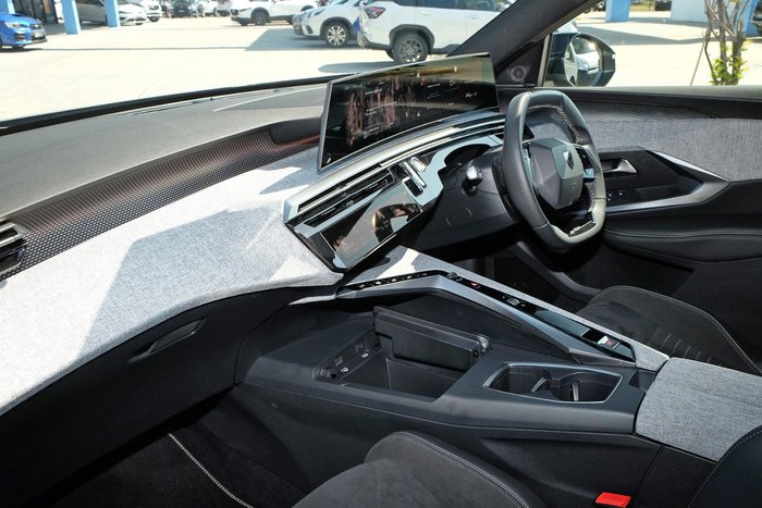 2024 Peugeot 3008 GT Hybrid