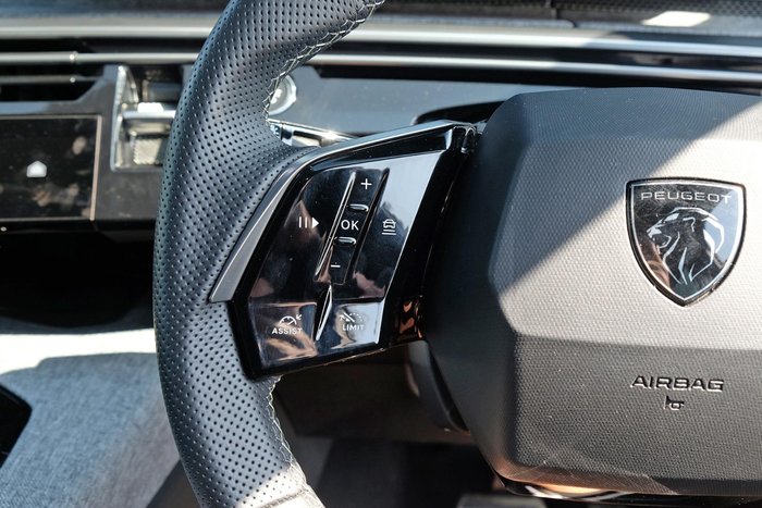 2024 Peugeot 3008 GT Hybrid