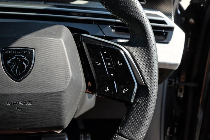 2024 Peugeot 3008 GT Premium Hybrid