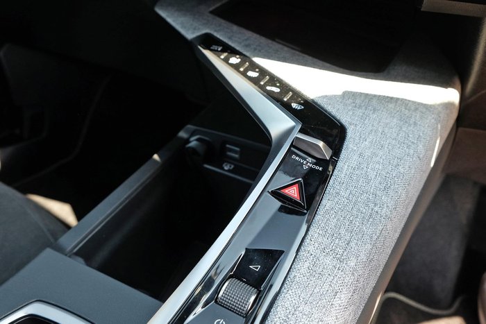 2024 Peugeot 3008 GT Premium Hybrid