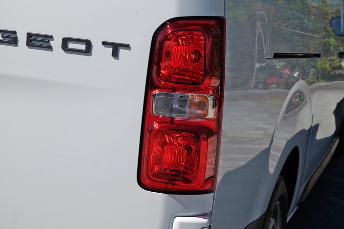 2025 Peugeot Expert Pro