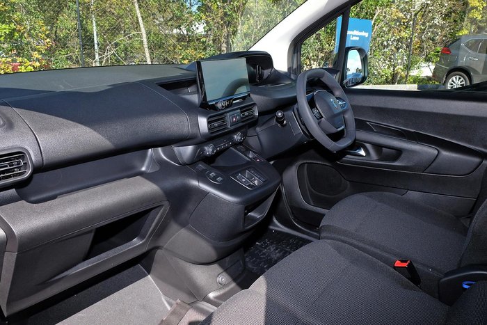 2025 Peugeot Partner Pro