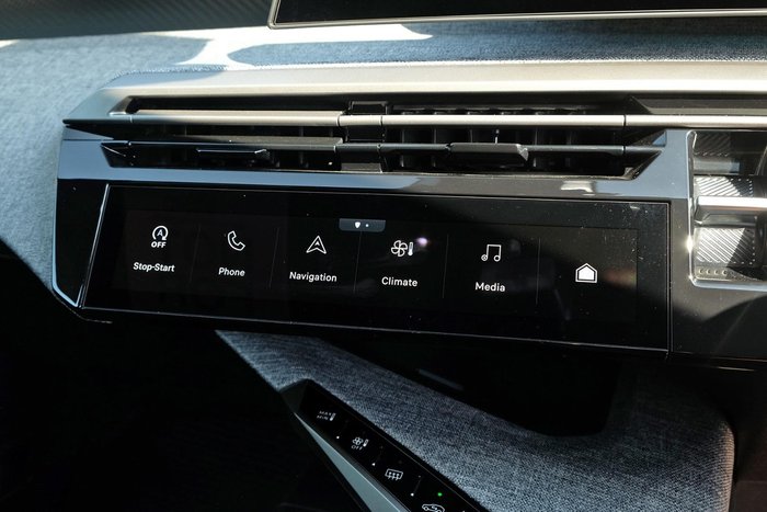 2025 Peugeot 3008 Allure Hybrid