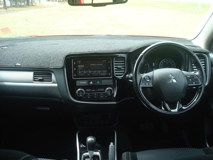 2017 Mitsubishi Outlander LS