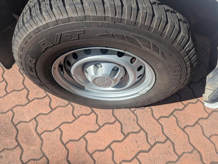 2018 Isuzu D-MAX SX High Ride MY17 4x2 Splash White