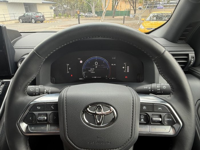 2025 Toyota Landcruiser GXL