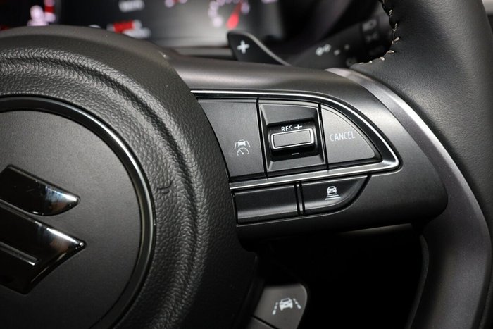 2025 Suzuki Swift Hybrid GLX