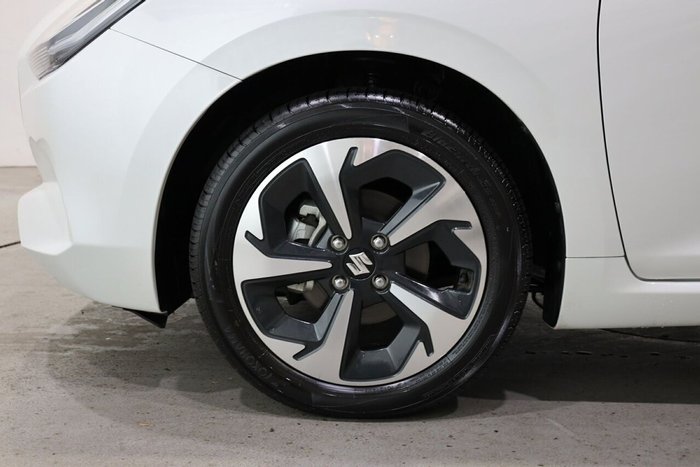 2025 Suzuki Swift Hybrid GLX