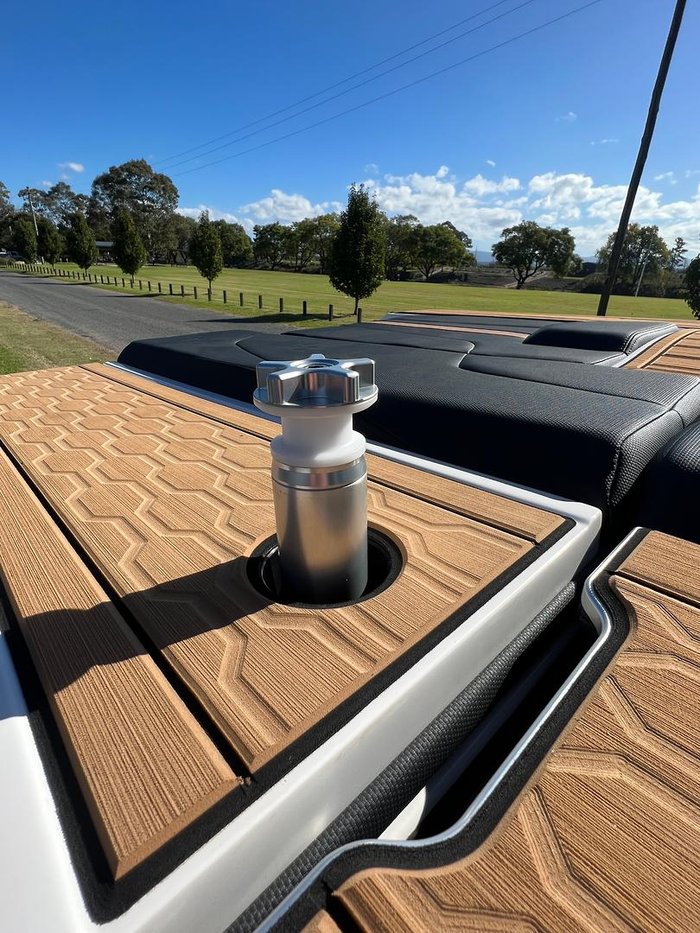 2023 MasterCraft XT22