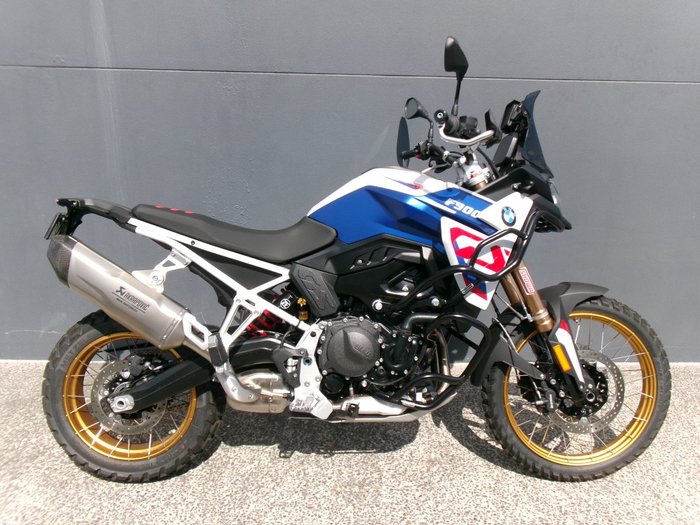 2025 BMW Motorrad F 900 GS ENDURO LIGHT WHITE/RACING BLUE METALLIC/RACING RED