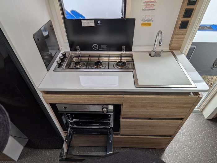 2017 Adria Altea 552Pk