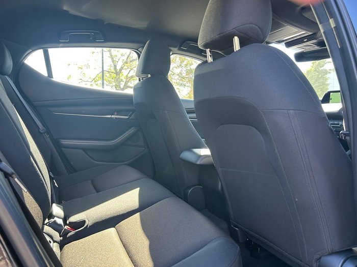 2025 Mazda 3 G20 Pure