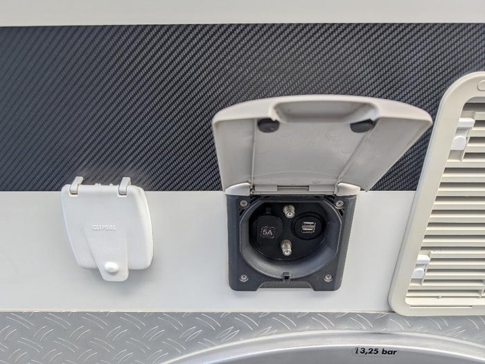 2016 Adria Altea 402Ph