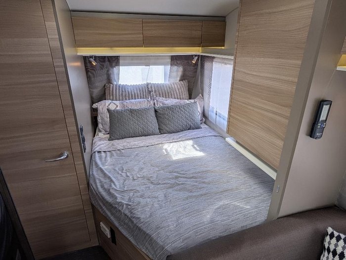 2016 Adria Altea 402Ph