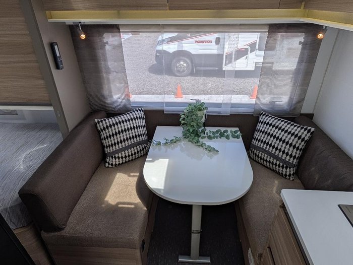 2016 Adria Altea 402Ph - Stock Clearance Sale