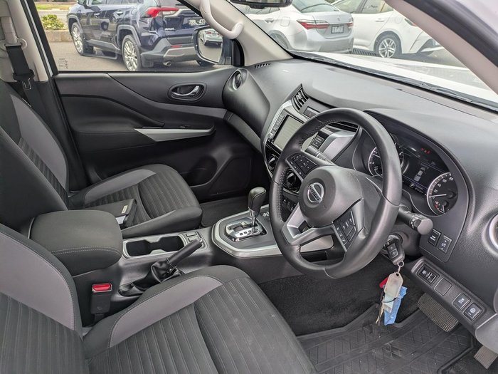 2021 Nissan Navara ST